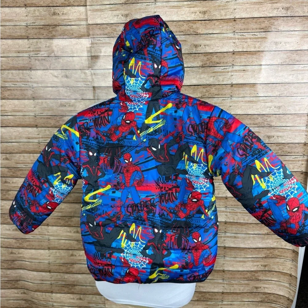 NWT Disney Marvel Spider-man Kids Reversible Jacket Size 4 T